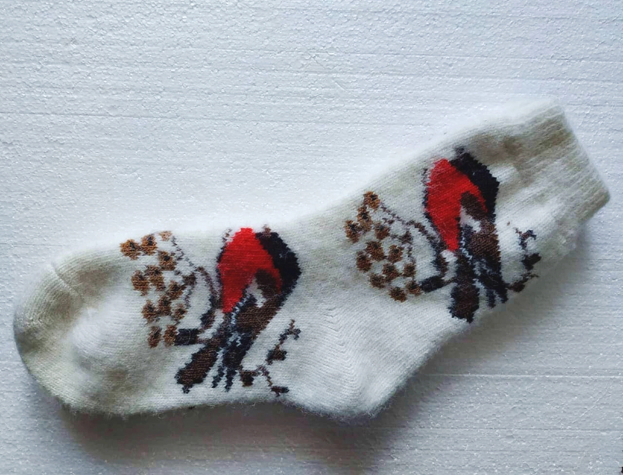Шерстяные носки. Рисунок Снегири №1. Размер (36-41)